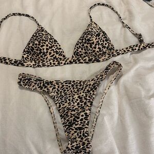 Leopard bikini